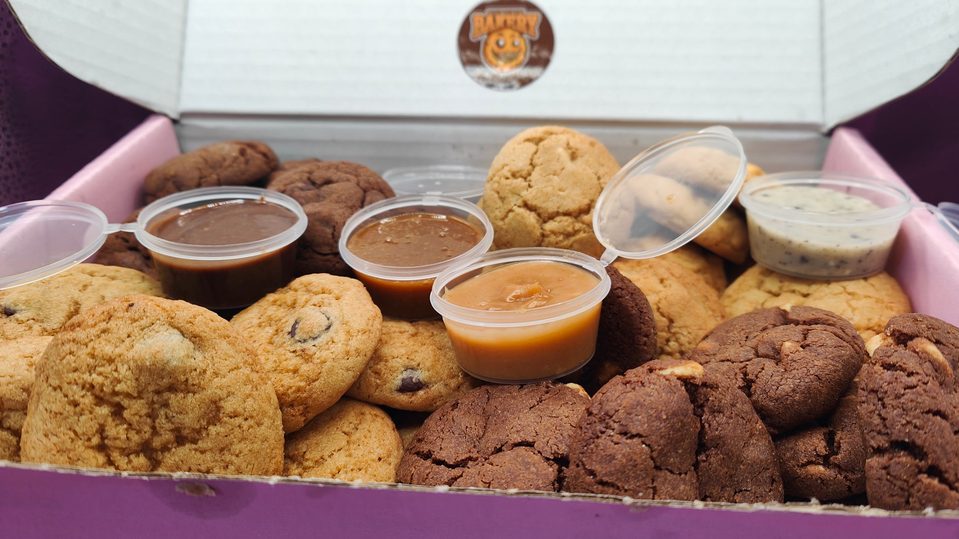Best Seller Sharebox - 40 Cookie Dipping Dunking Box with 3 Dips- Snack Biscuit Dessert