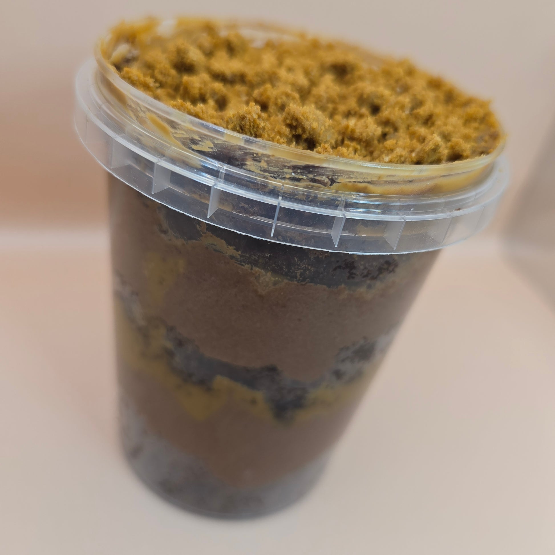 Chocolate Biscoffy Cake Tub
