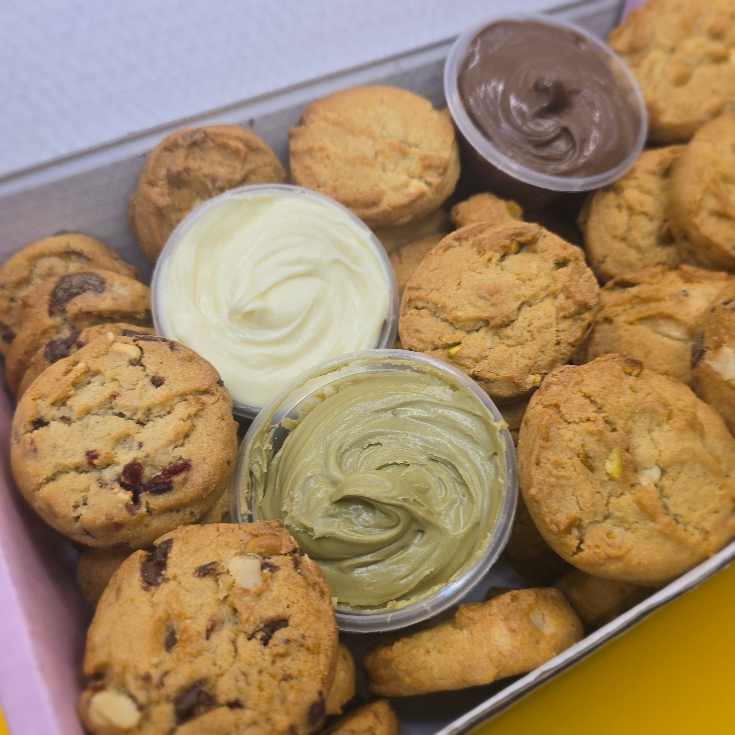 Fruit & Nut Cookie Sharebox