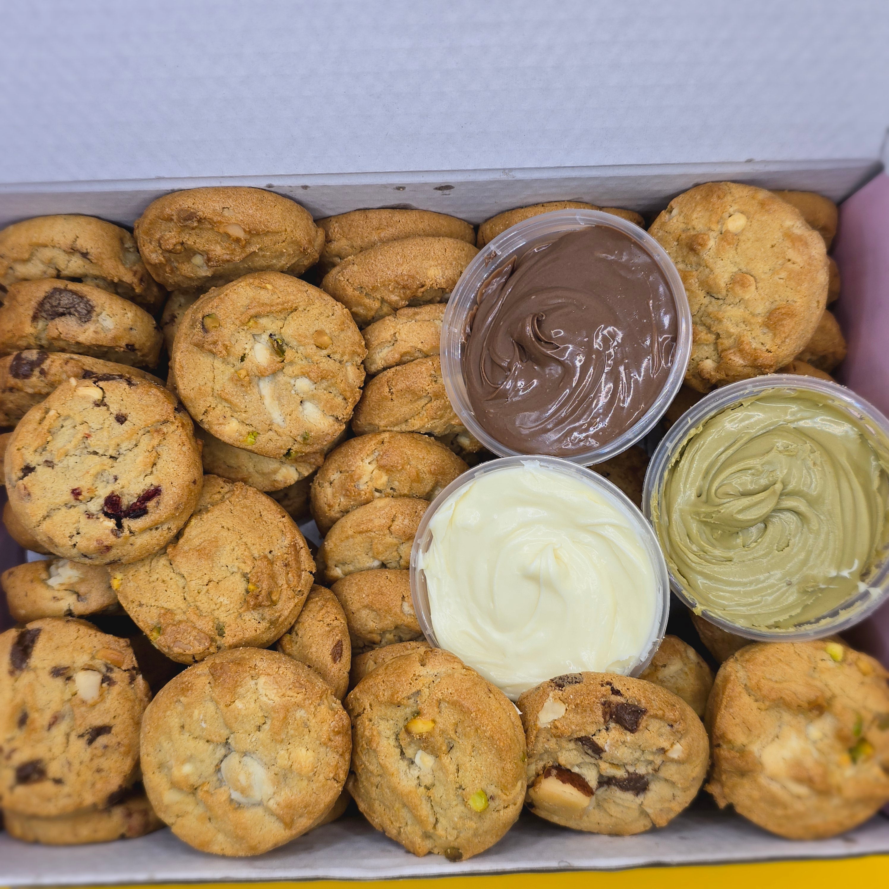 Fruit & Nut Cookie Sharebox