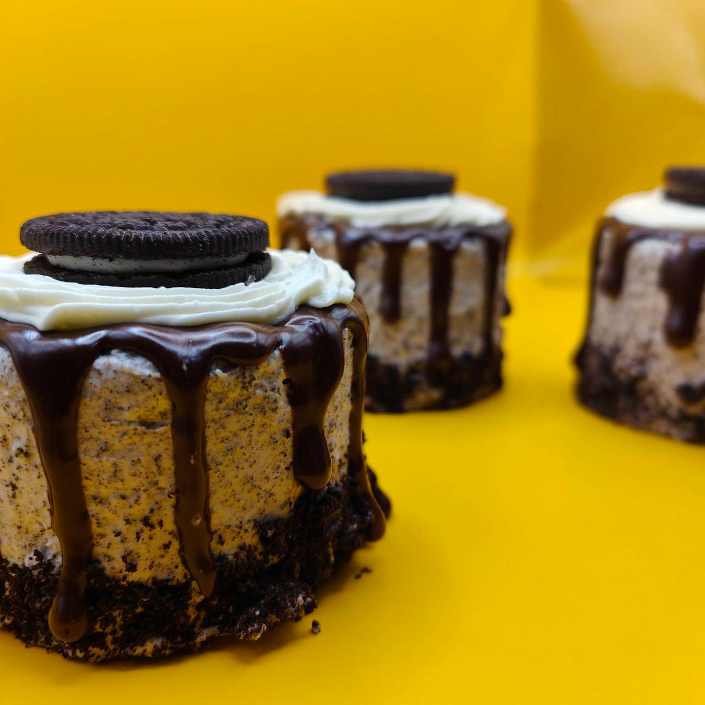 Cookies & Cream Oreo Cake