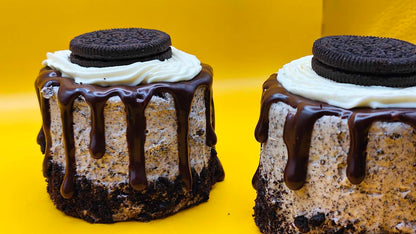 Cookies & Cream Oreo Cake