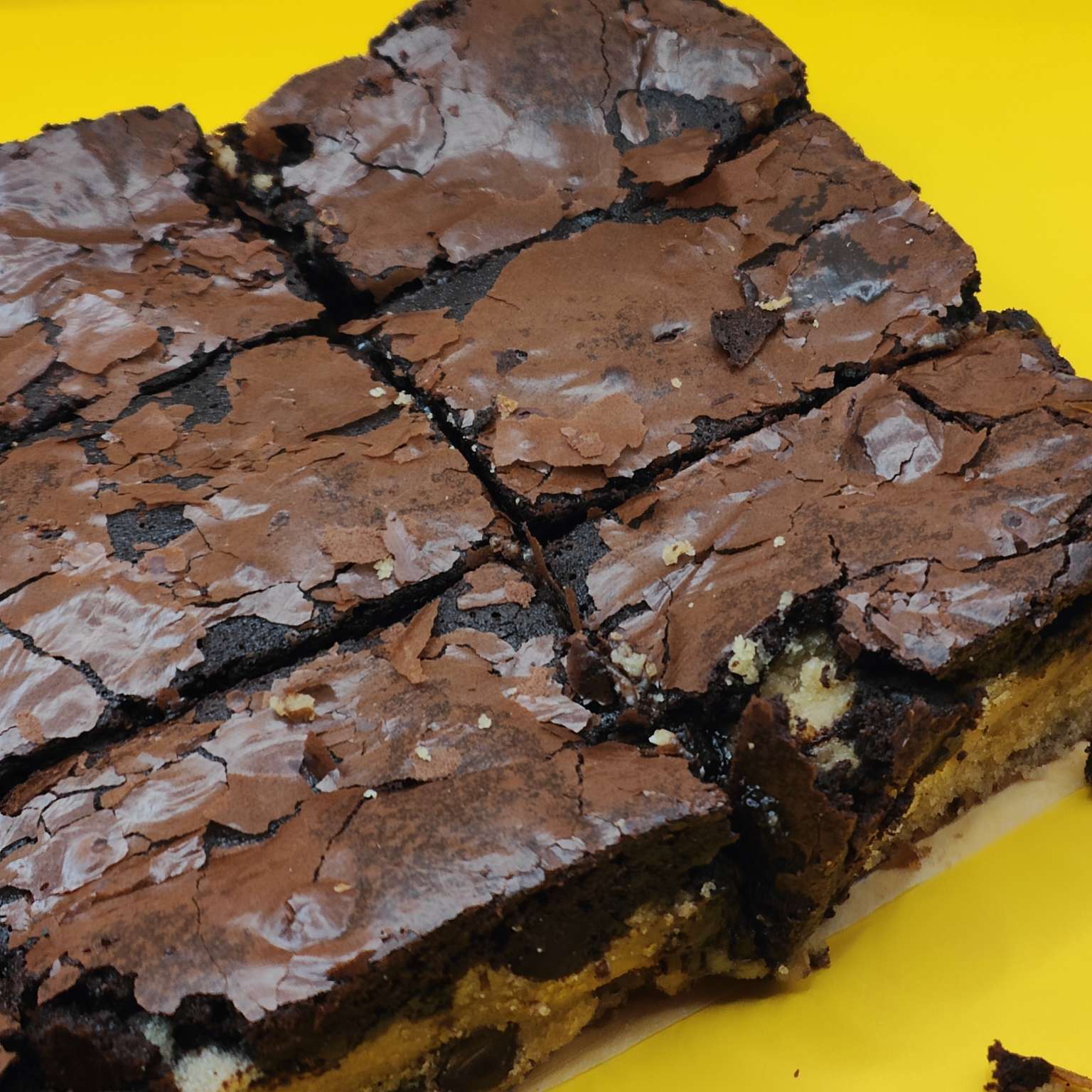 Brookie Tray Bake (Brownie / Cookie) 8 Big slices