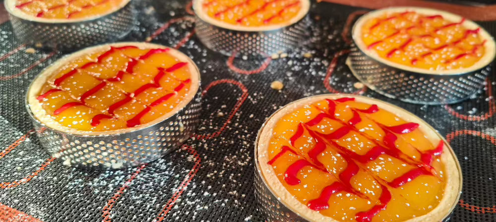 Shortcust tart, filled with lemon, mango, raspberry or chocolate.   (only available for collection or local delivery)