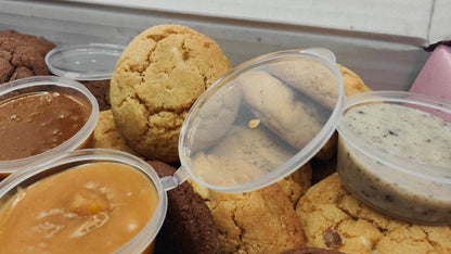 Snackbox 20 Cookie 4 Flavour Dipping Dunking Cookies + 1 Dip