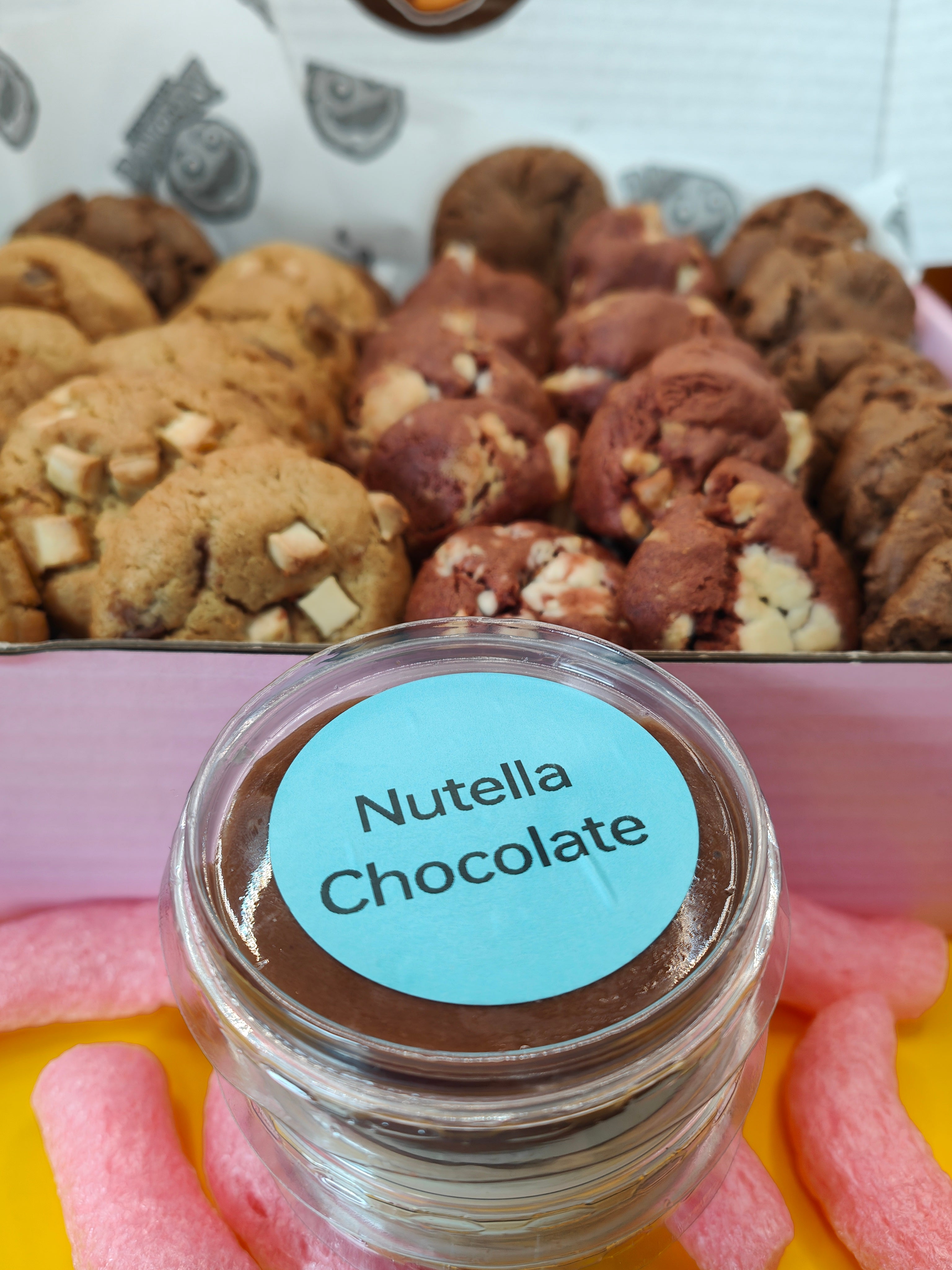Red Velvet Sharebox – 40 Cookie Dipping Dunking Box with 3 Dips - Snack Biscuit Dessert